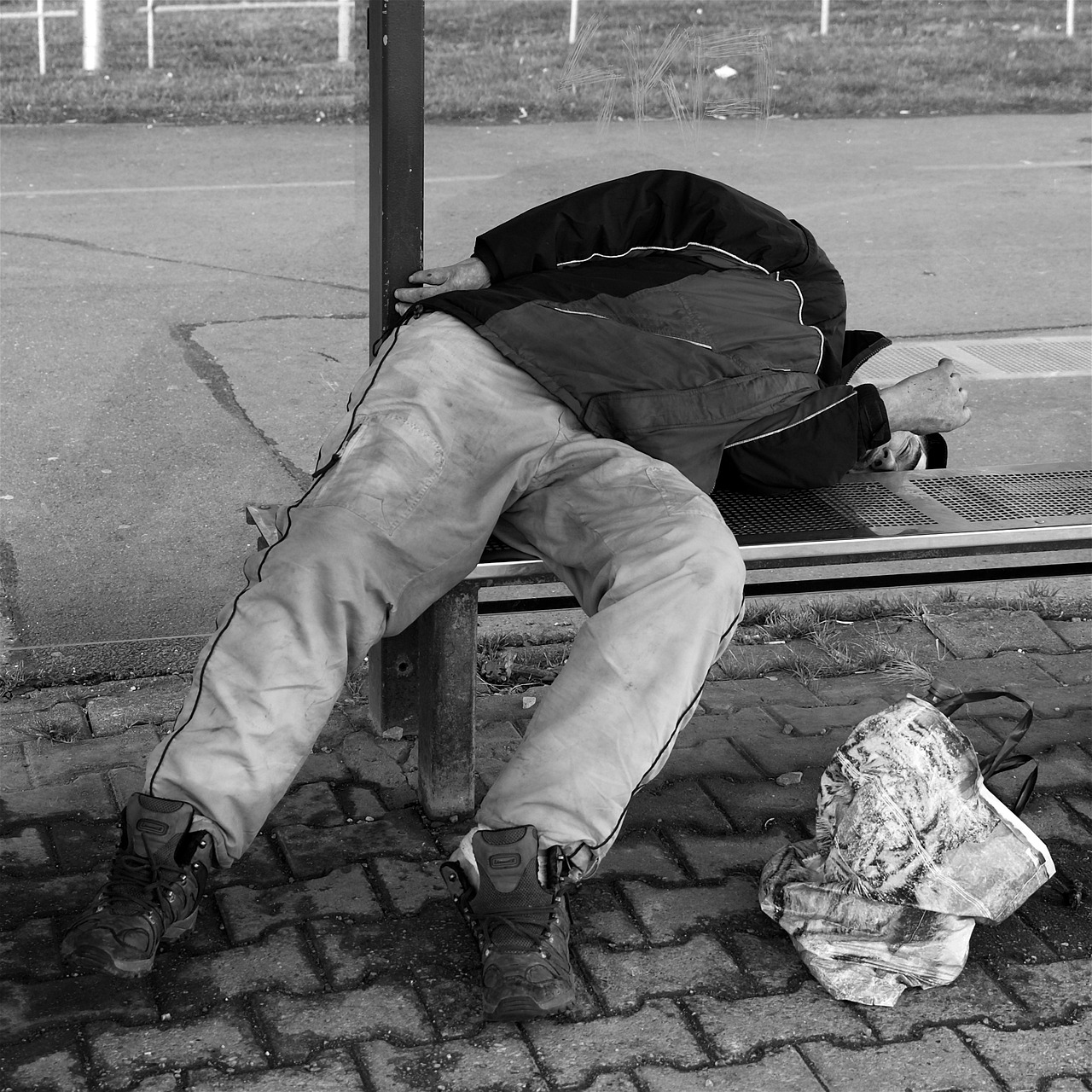 homeless, man, sleeping-1204653.jpg